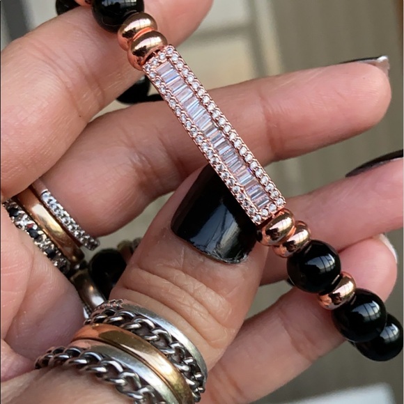 Rose gold baguette cz bar & black onyx beads - Picture 5 of 8